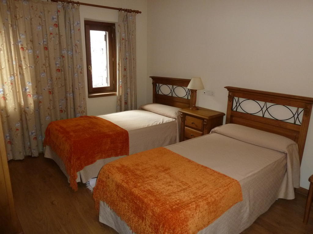 Apartahotel Faure Sallent de Gállego Habitación foto