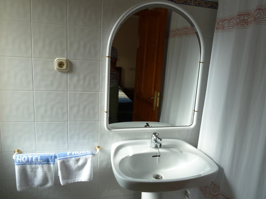 Apartahotel Faure Sallent de Gállego Habitación foto